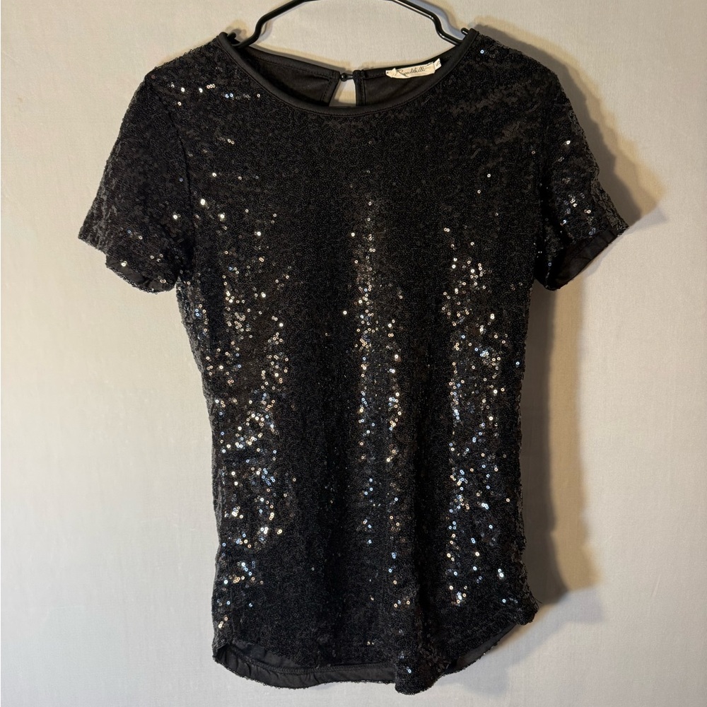 Elegant Black Sequin Short Sleeve Top